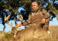 Escondido Old Man Trophy Whitetail Buck Jan 2016 